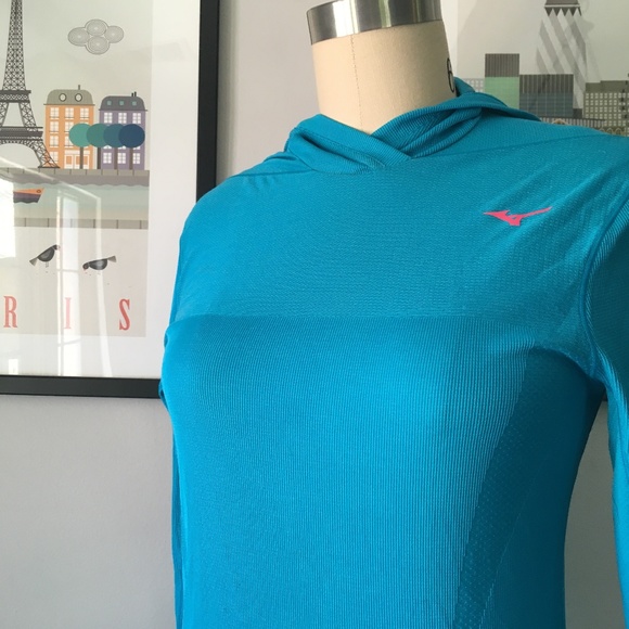 Mizuno Tops - Mizuno • Ribbed Turquoise Hoody